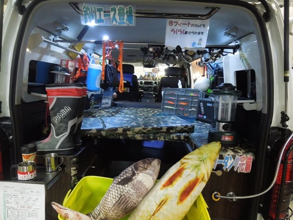 ジャパンフィッシングショー2018：憧れの釣り車も展示！
