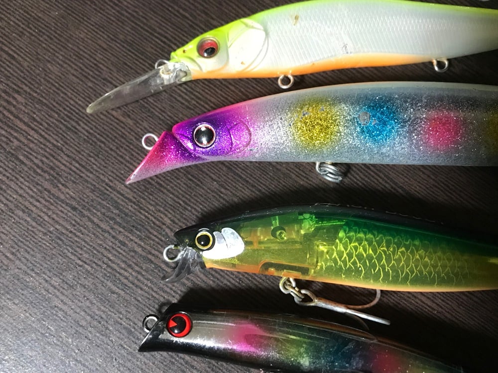 シーバスミノーのリップの有無